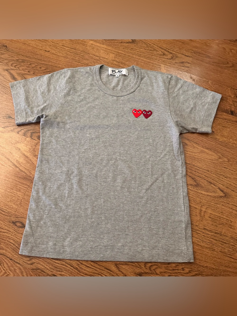 Comme des Garcons PLAY Grey Tee with Double Red Heart Logos size small